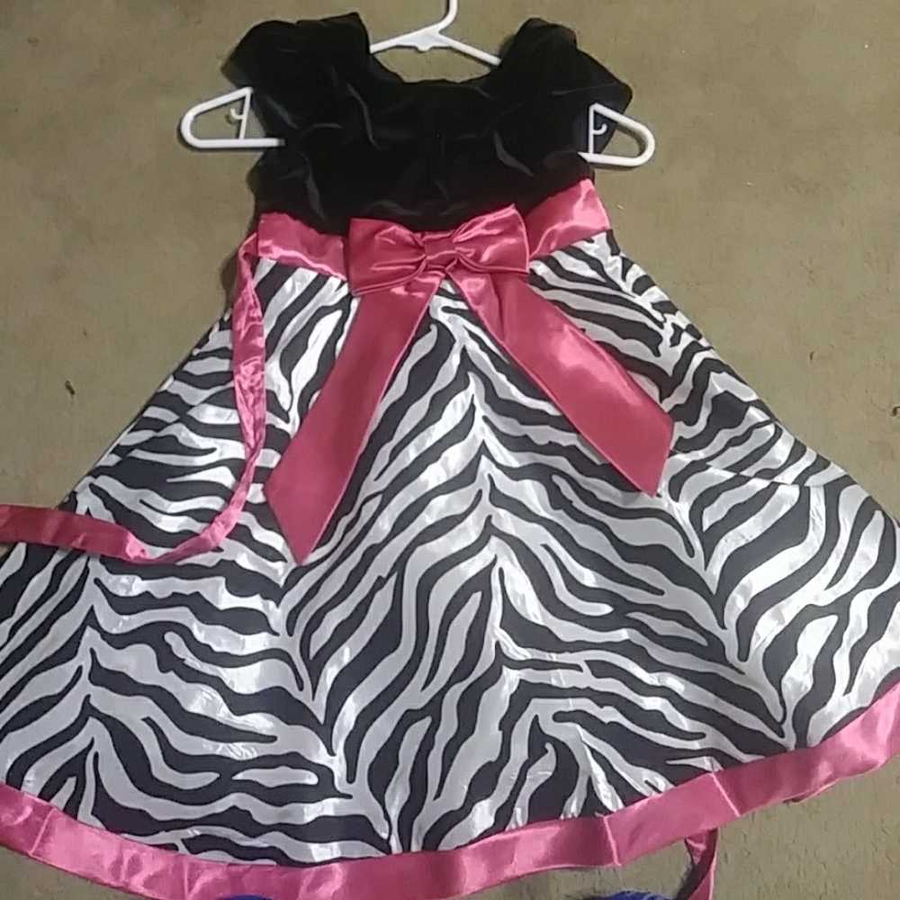 Young Girls Dress